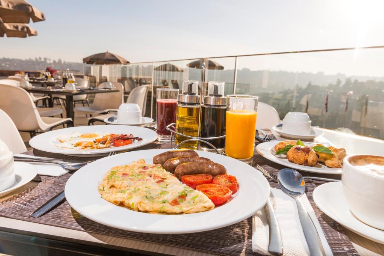 Onomo Hotel Kigali Buitenkant foto
